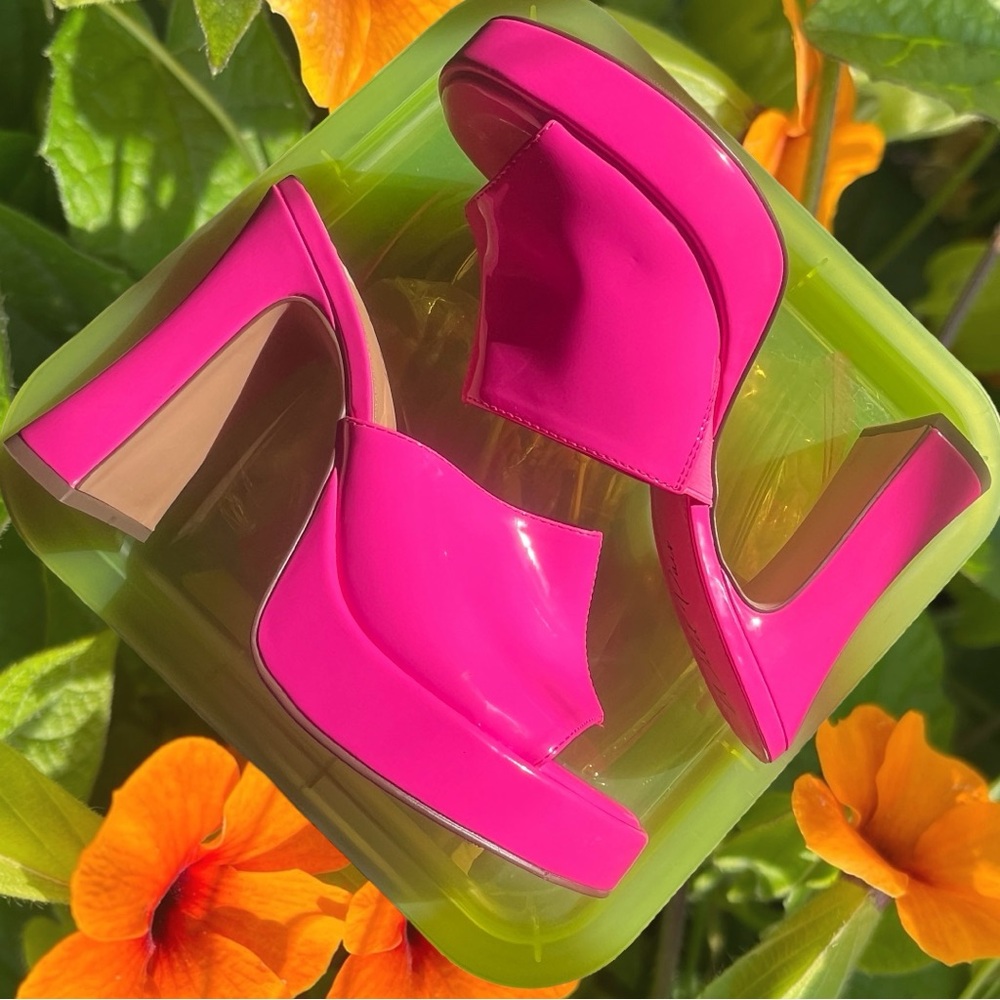 Barbiecore Bubblegum Platform Peep Toe Heels by 🩷Wild Pair Clohve🩷size 10